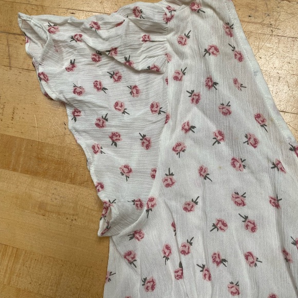 GARAGE Floral Top - Picture 3 of 6